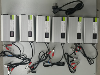 山西17V/1.5A锂电池充电机